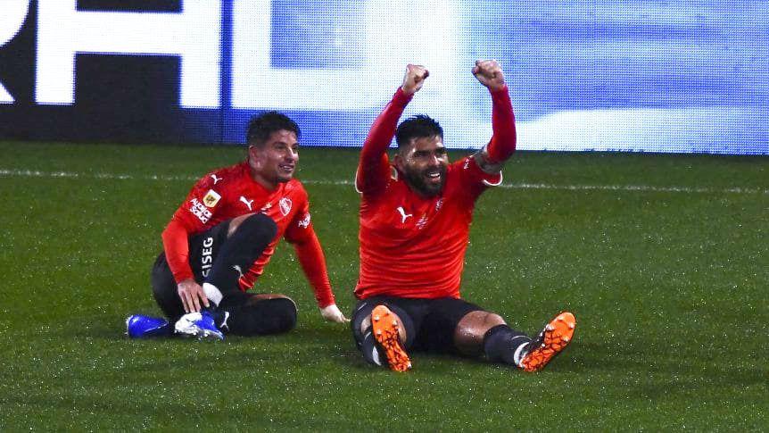 El Rojo vencioacute a Racing en el claacutesico y es liacuteder de la Liga Profesional