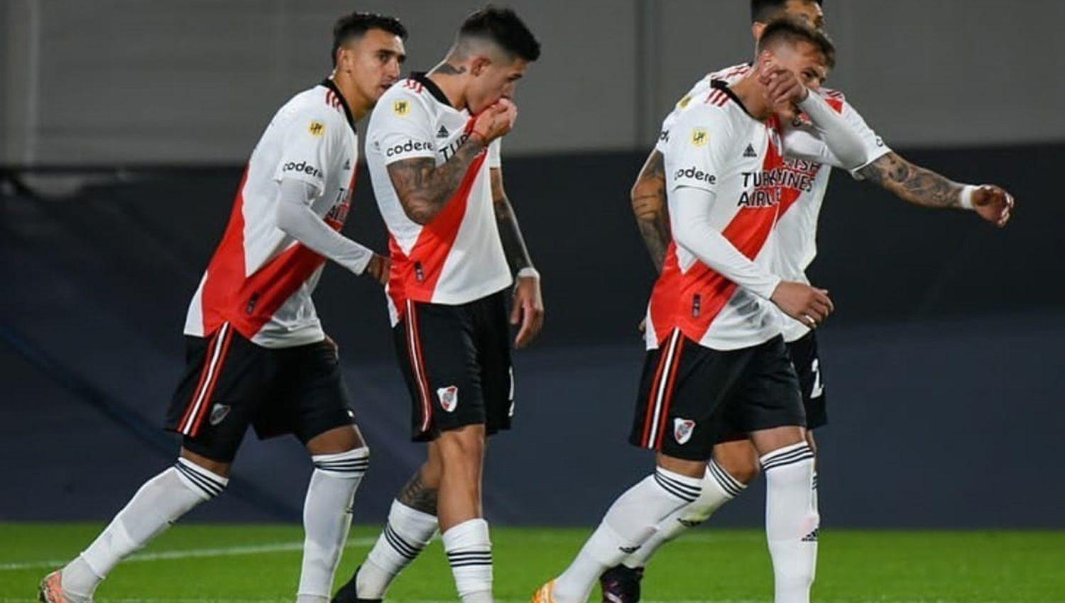 River hundioacute a Veacutelez en el fondo y ahora piensa en la Copa Libertadores