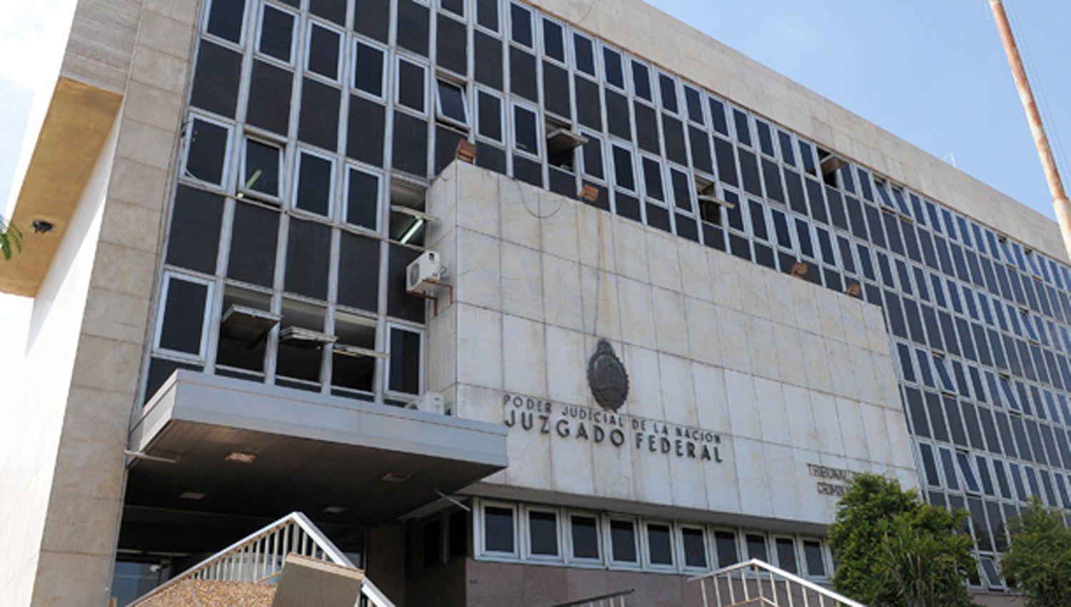 Presunto conflicto de competencia por los 5 peones explotados en hornos de carboacuten