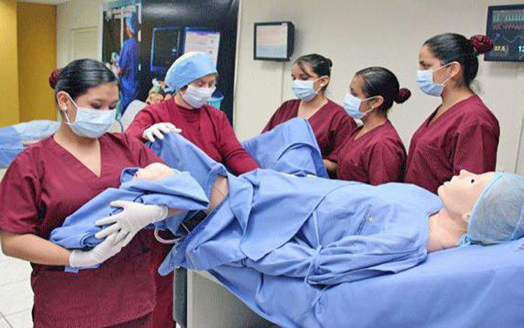 Humanidades abriraacute un curso   de posgrado sobre obstetricia
