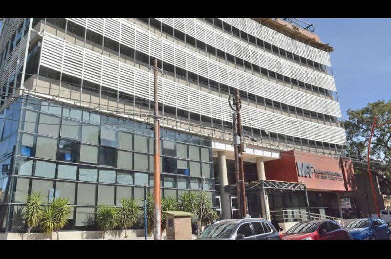 Suman 8 las denuncias por abuso en contra del entrenador Manfredi