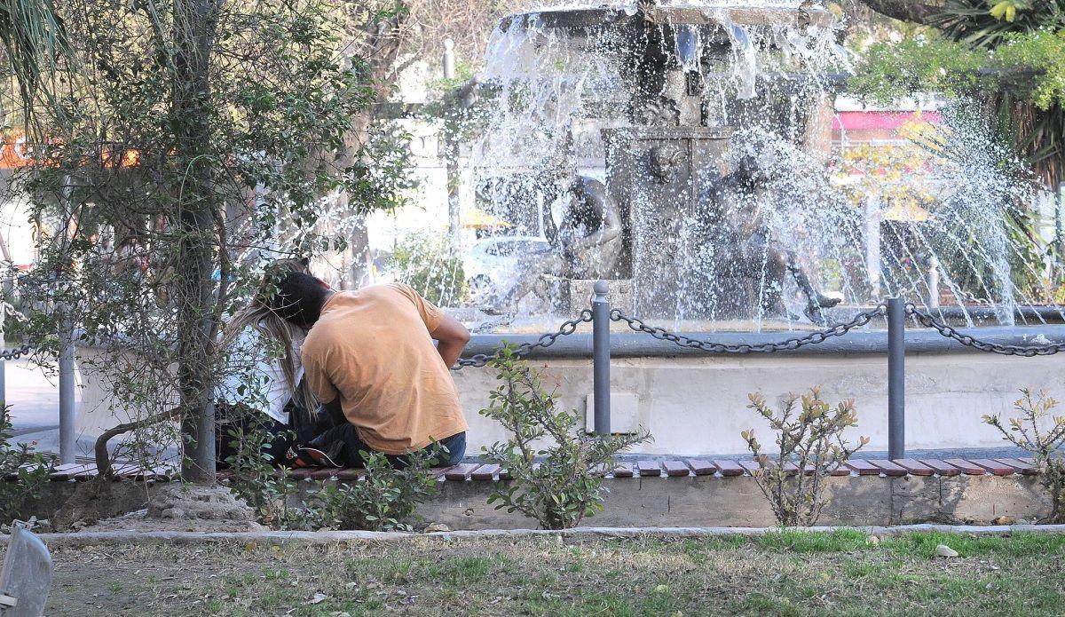 En Santiago la temperatura maacutexima rondaraacute hoy los 25 grados