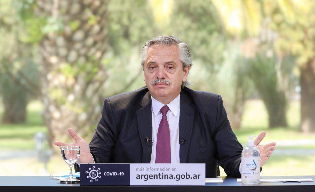 La imputacioacuten al presidente por la fiesta en Olivos y su forma de reparar el dantildeo con su sueldo