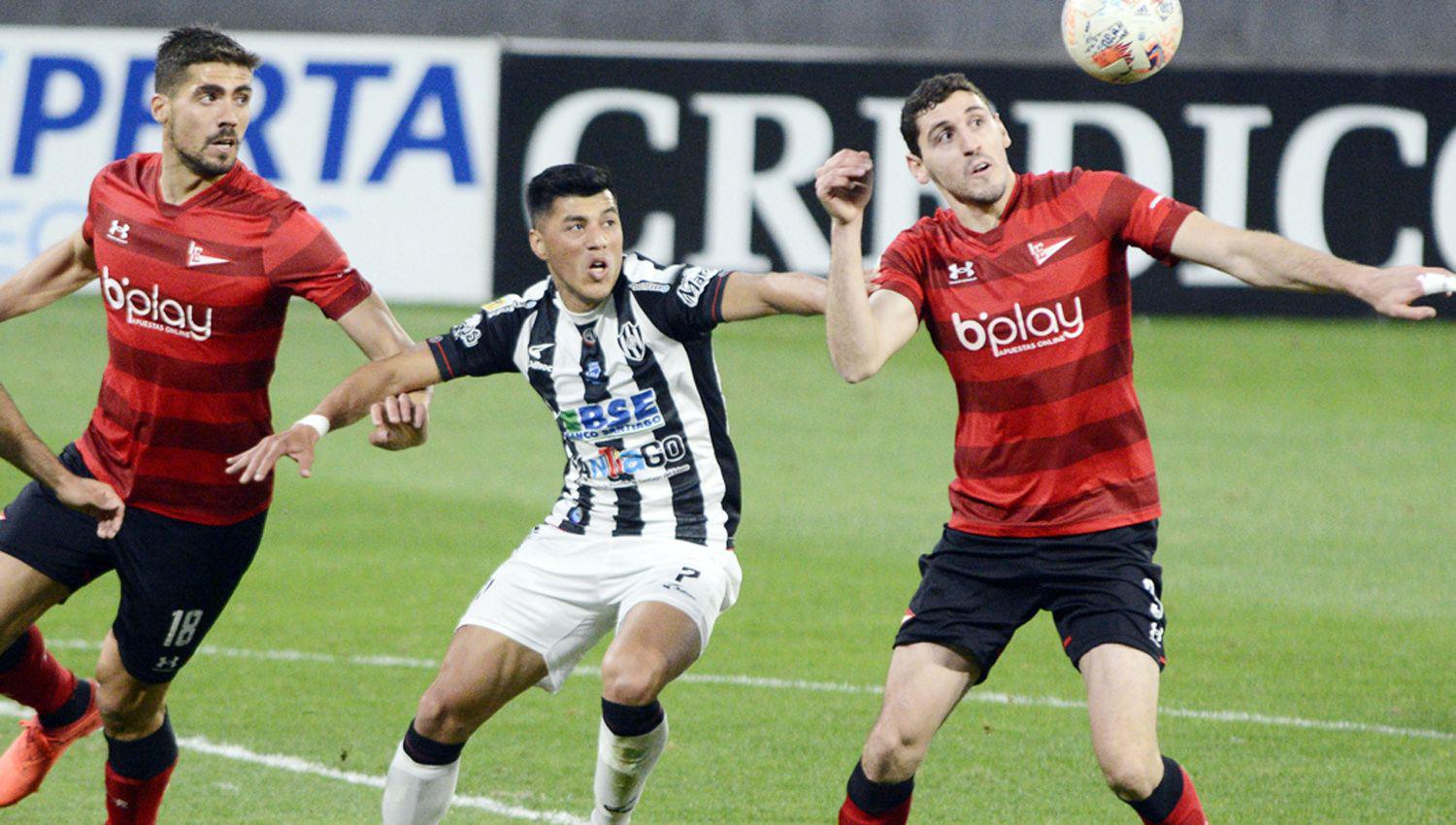 Sequeira la buena noticia en el Ferro