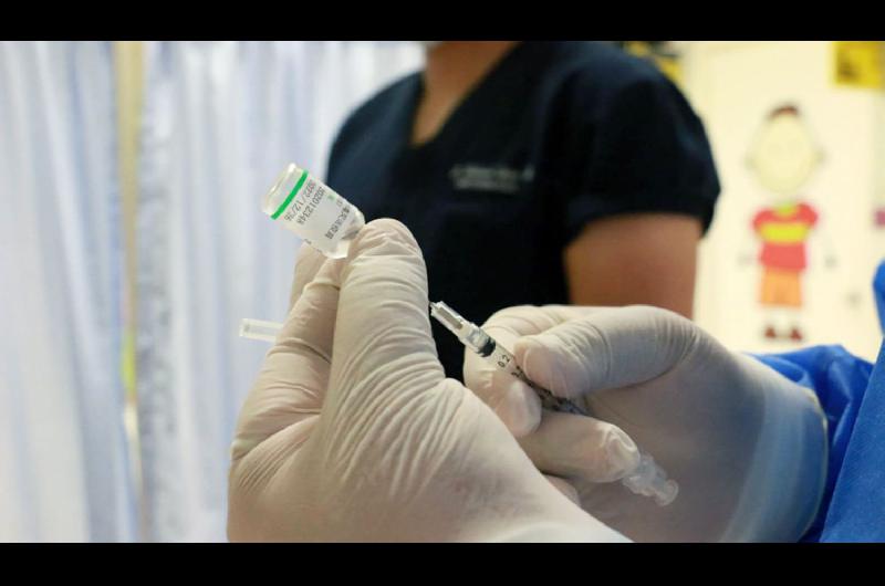 Cohen- Los vacunados con Sinopharm deben recibir una tercera dosis
