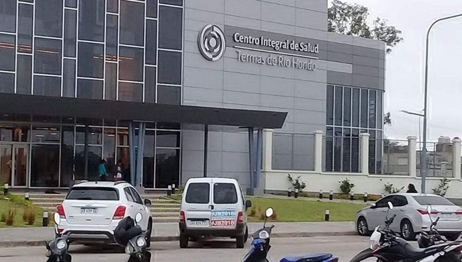 Cuatro personas resultaron heridas tras el vuelco de un auto en Termas