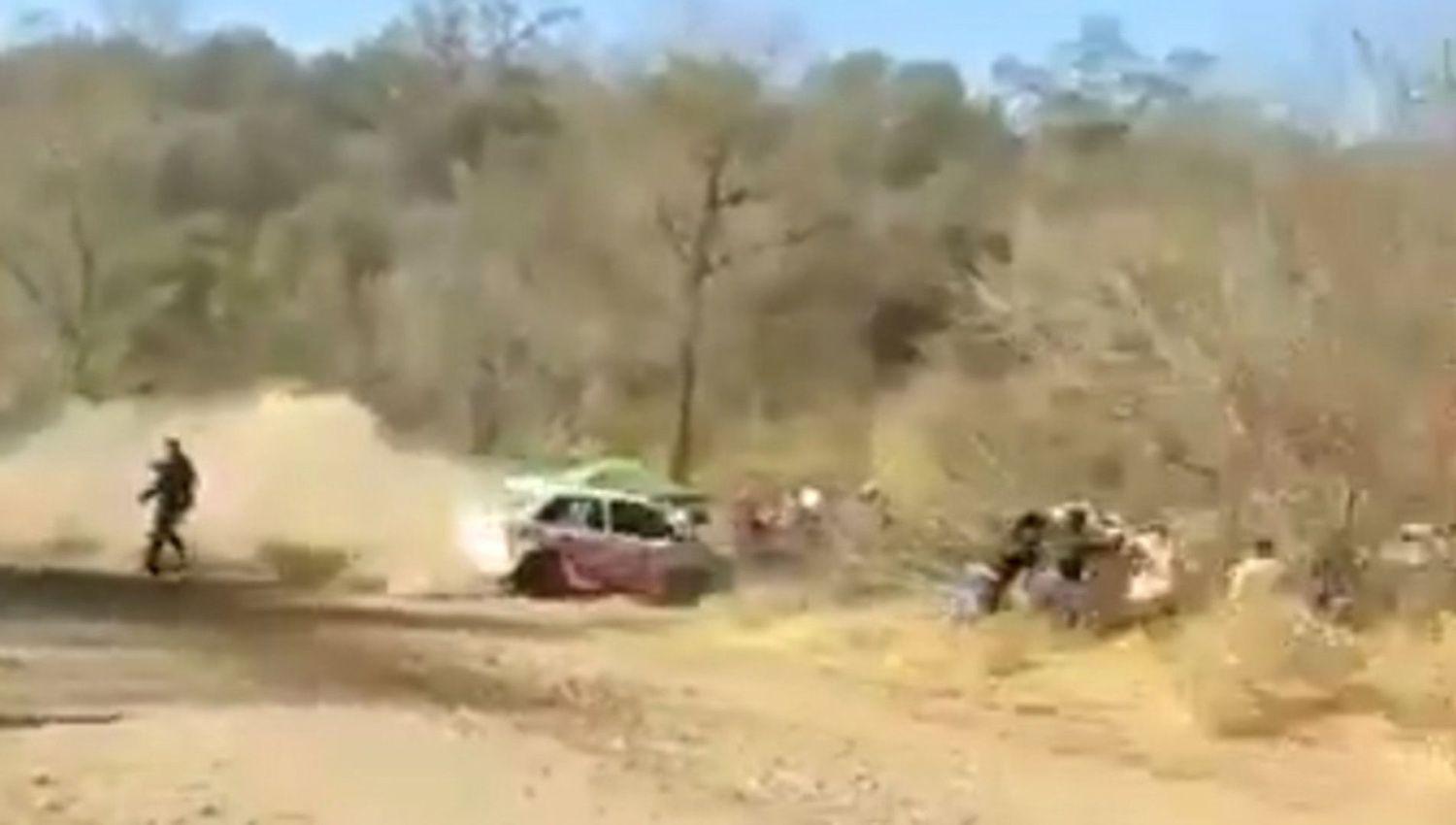 Escalofriante accidente en el rally de Tucumaacuten