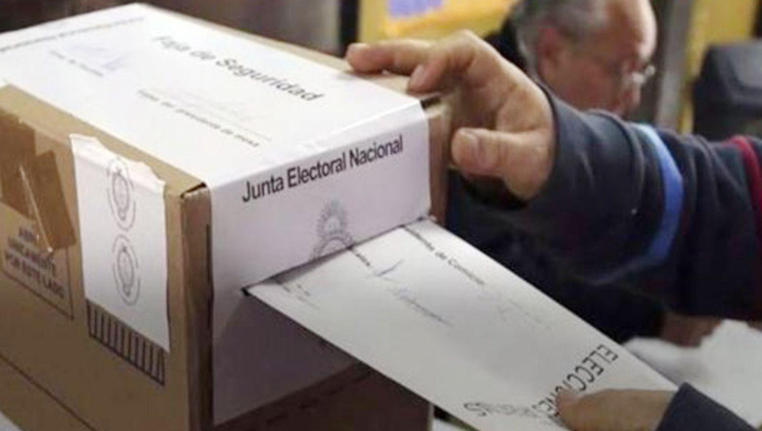 iquestEn doacutende voto- consultaacute el padroacuten definitivo