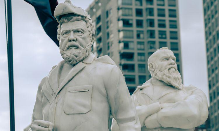 Los caiacutedos de La casa de papel tienen su escultura