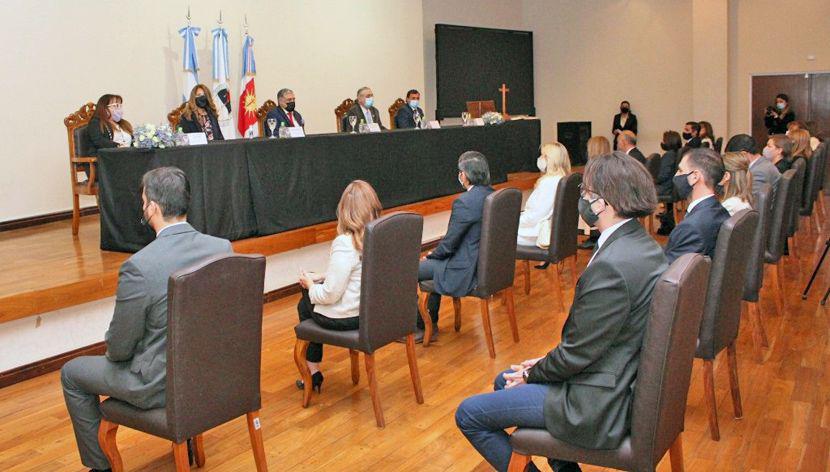 Asumieron jueces laborales civiles y funcionarios judiciales