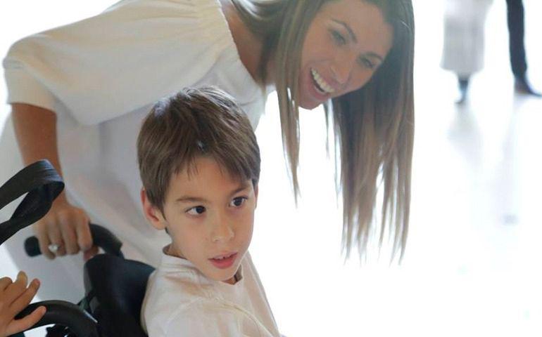 La conmovedora historia de Ian y su mamaacute