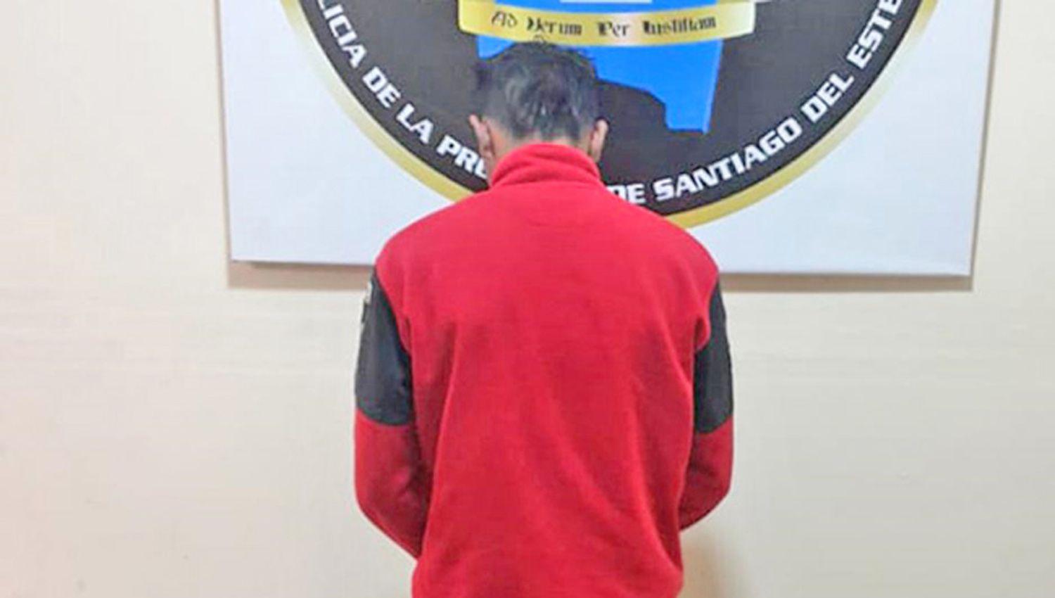 El acusado fue reducido por la policía a las pocas horas y
acusado de tentativa de homicidio