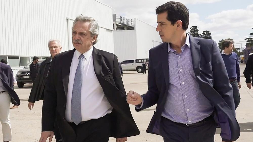 Alberto Fernaacutendez aceptoacute la renuncia de Eduardo ldquoWadordquo de Pedro