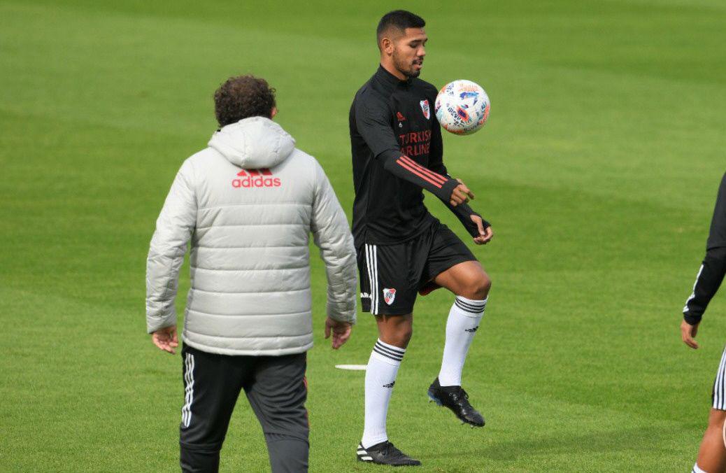 Martiacutenez se desgarroacute y seraacute baja 10 diacuteas