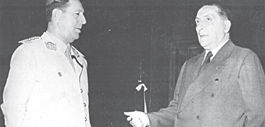 TOCAR LA CAMPANITA EN EL SENADO Historias de presidentes y sus vices