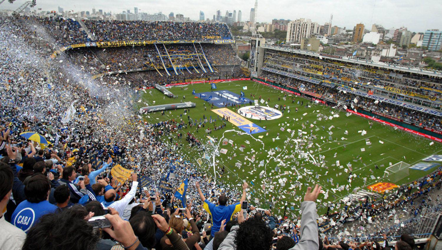 La fecha para el regreso del puacuteblico en el fuacutetbol argentino