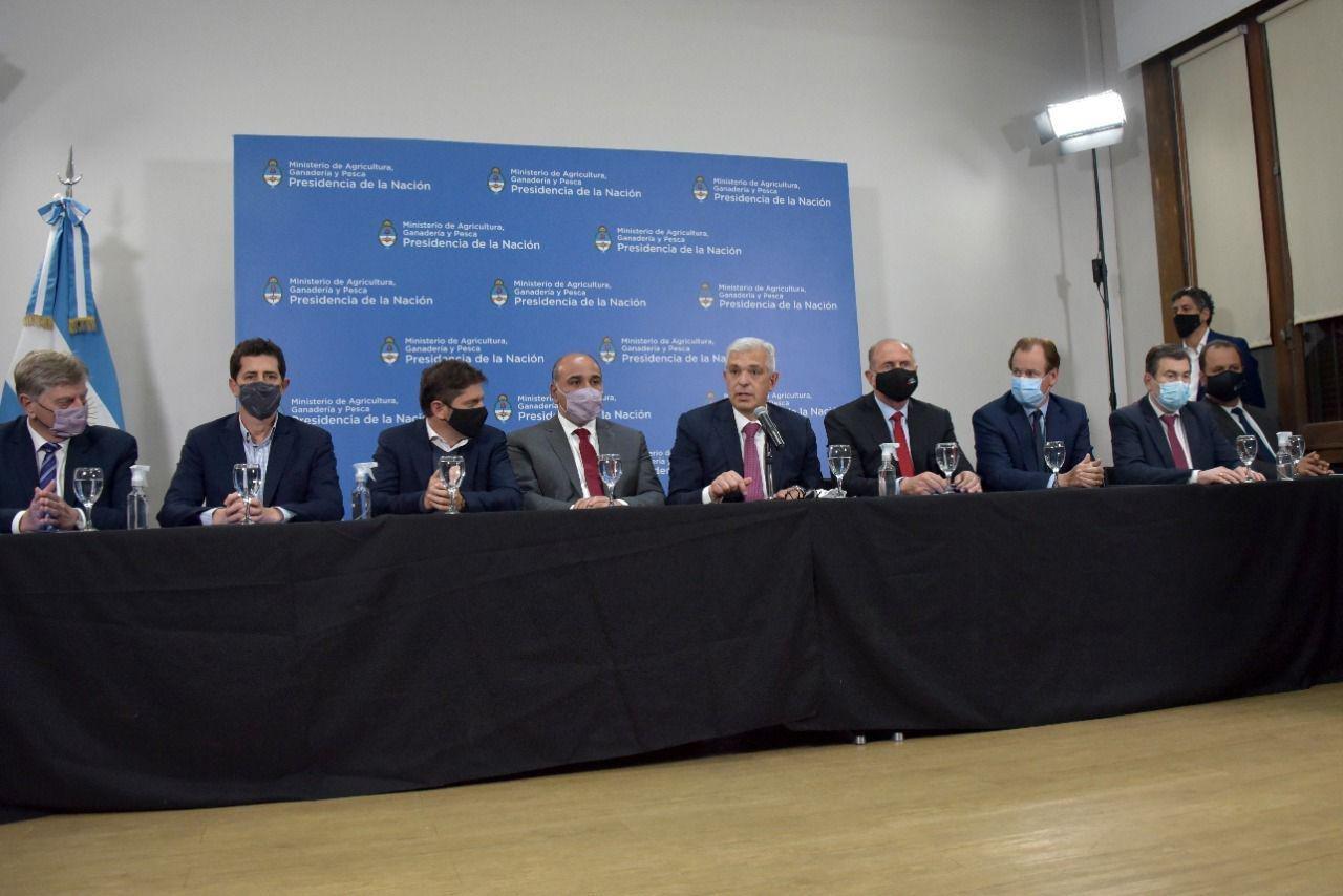 Manzur- La agenda de trabajo fue resuelta en su totalidad a traveacutes del diaacutelogo
