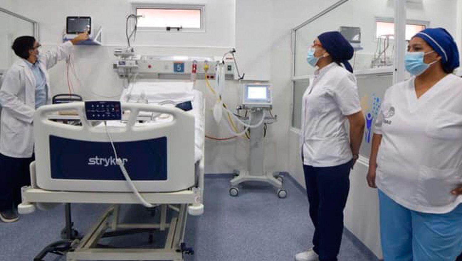 Ha sido un momento muy emotivo despedir al uacuteltimo paciente internado por coronavirus