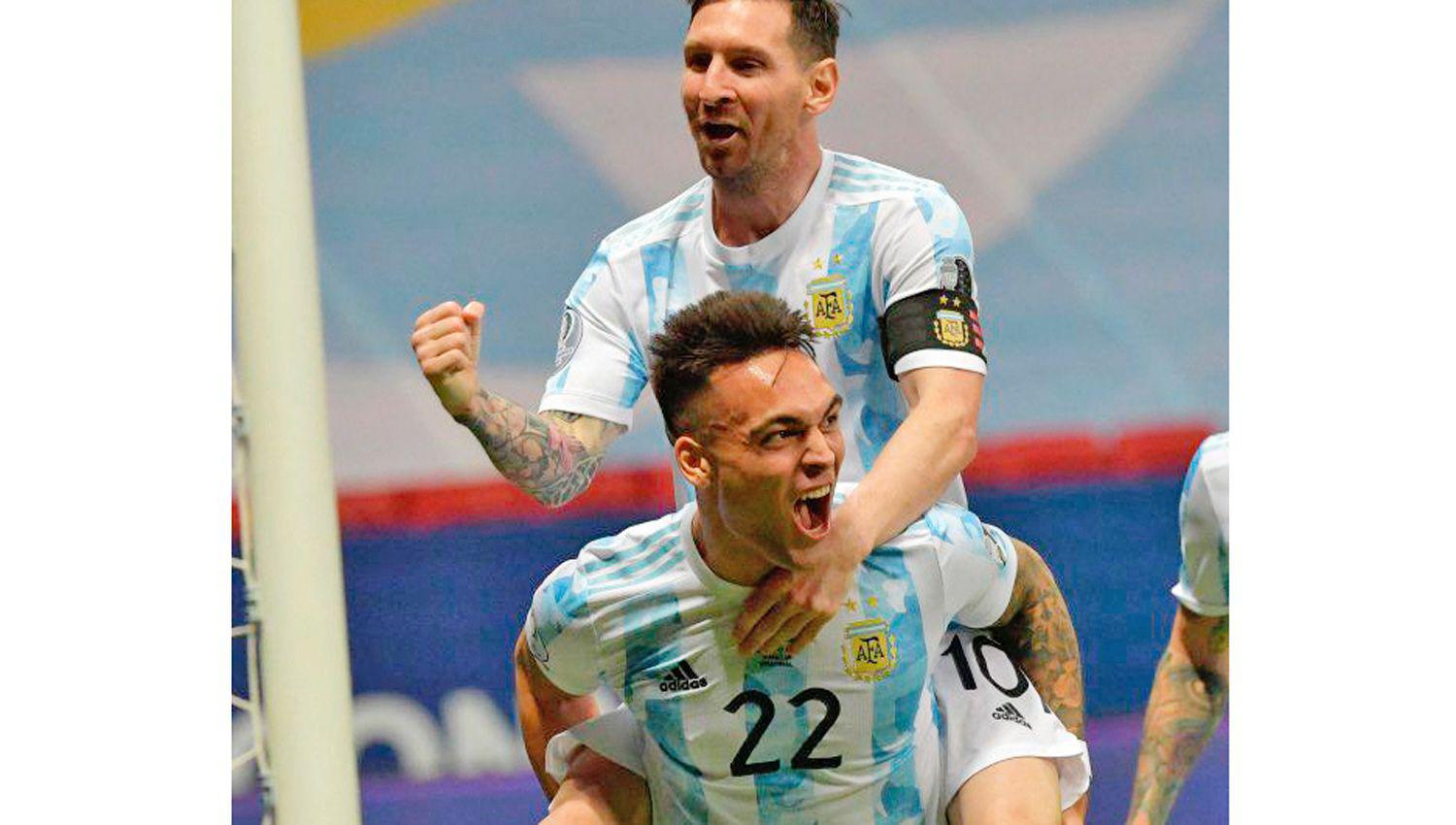 Messi y Lautaro comparten la Selección Argentina que mañana enfrentar� a Uruguay por las Eliminatorias
