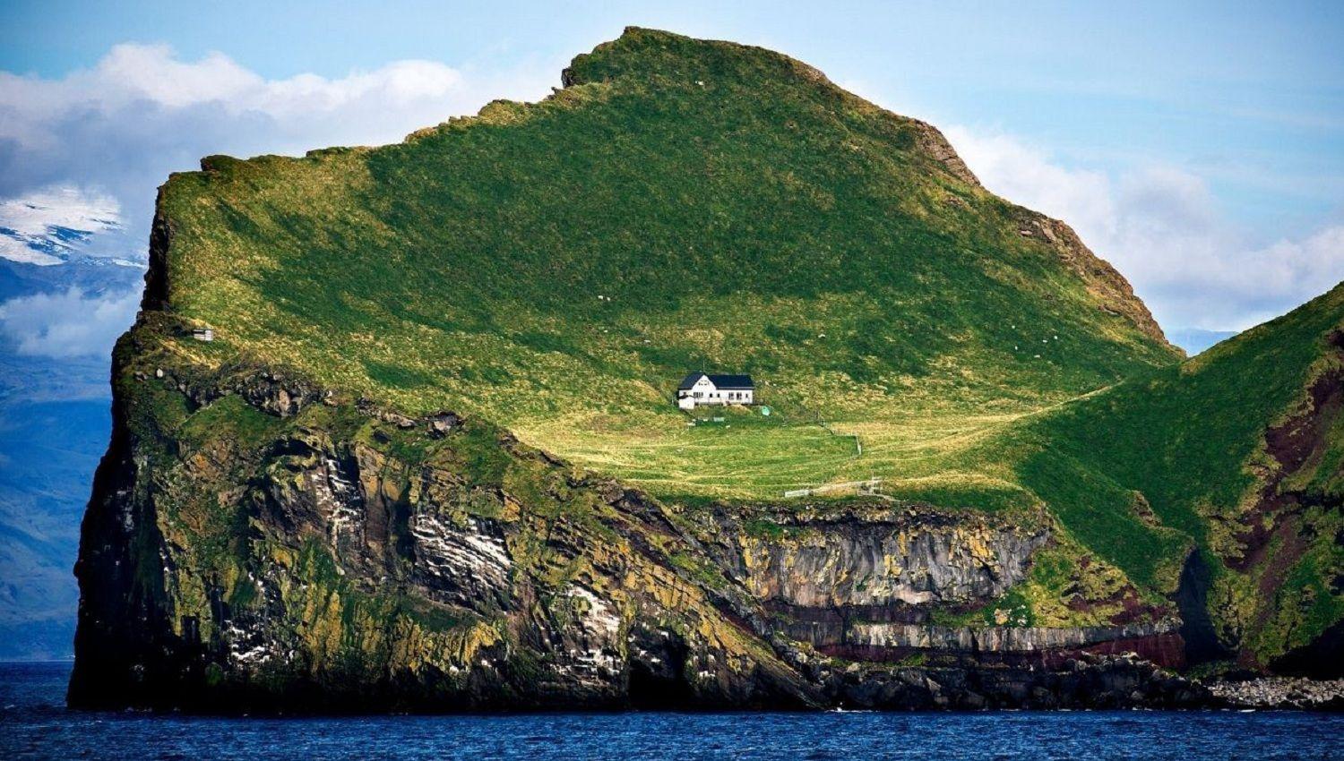 La casa maacutes solitaria y recluida del mundo- doacutende estaacute y cuaacutento sale quedarse