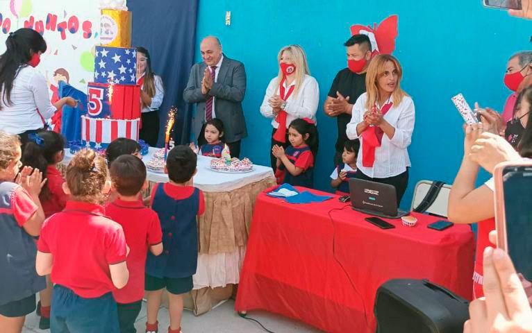 El Jardiacuten de Infantes Los Gauchitos del Club Guumlemes celebroacute sus cinco antildeos de existencia