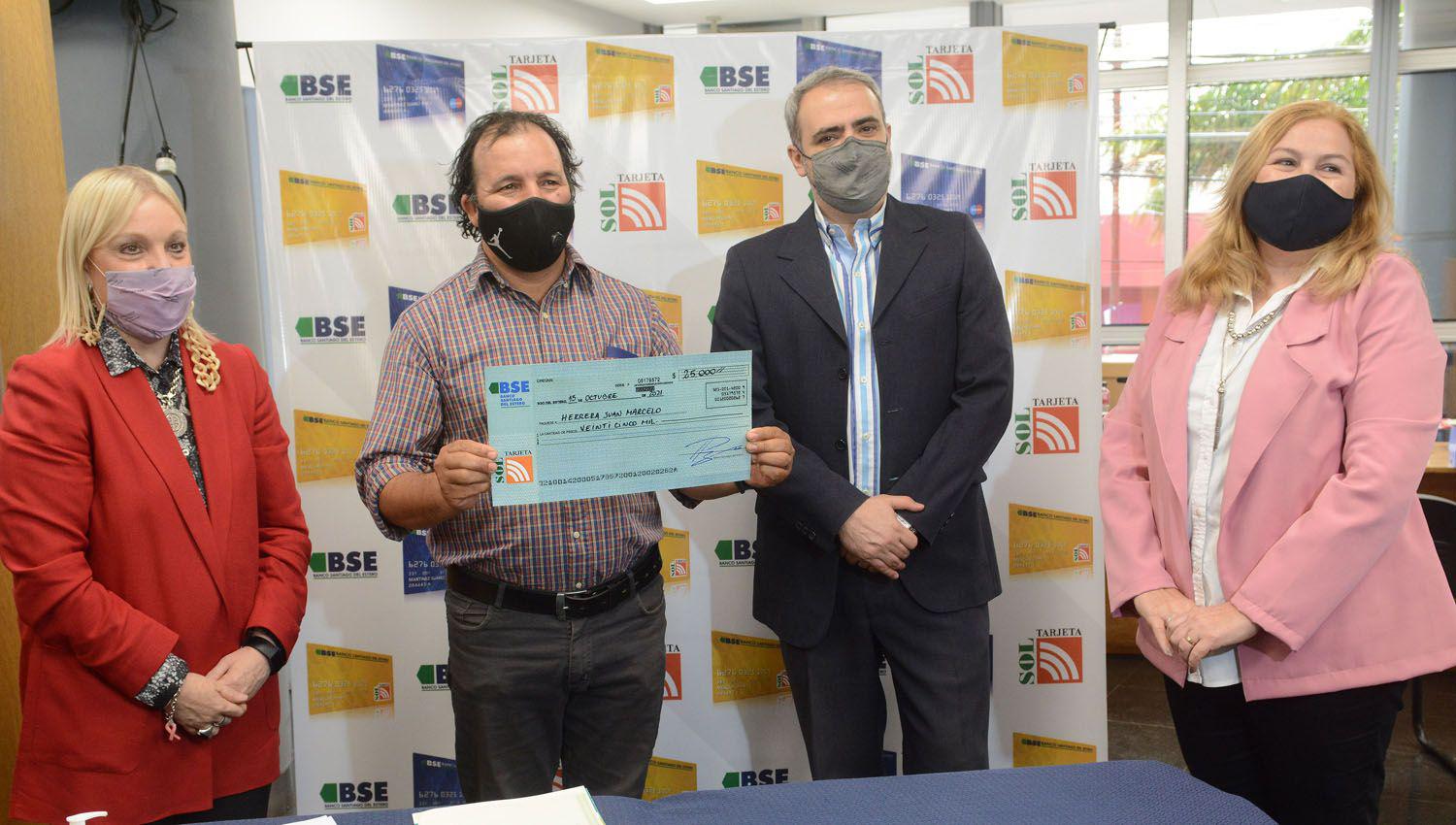 Tarjeta Sol y BSE entregaron los premios de su sorteo mensual