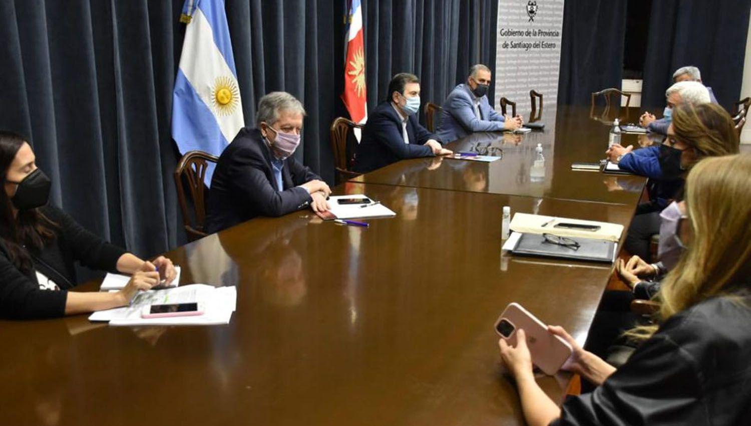 Coronavirus en Santiago- El COE emitioacute un nuevo comunicado