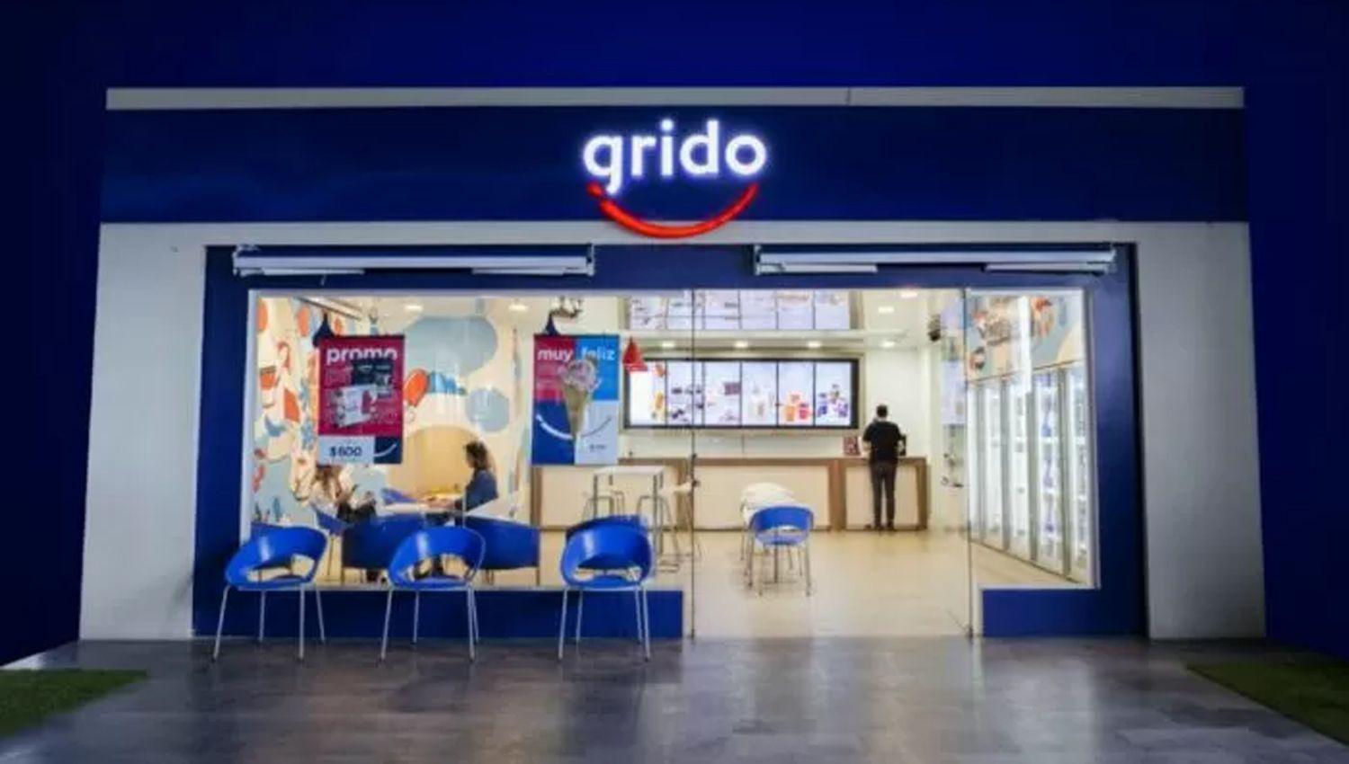 Durante su 20° aniversario la firma presentó su nueva identidad visual