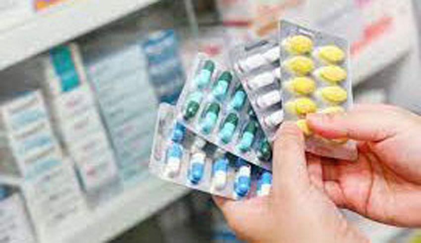 Medicamentos- Feletti asegura que los precios bajaraacuten