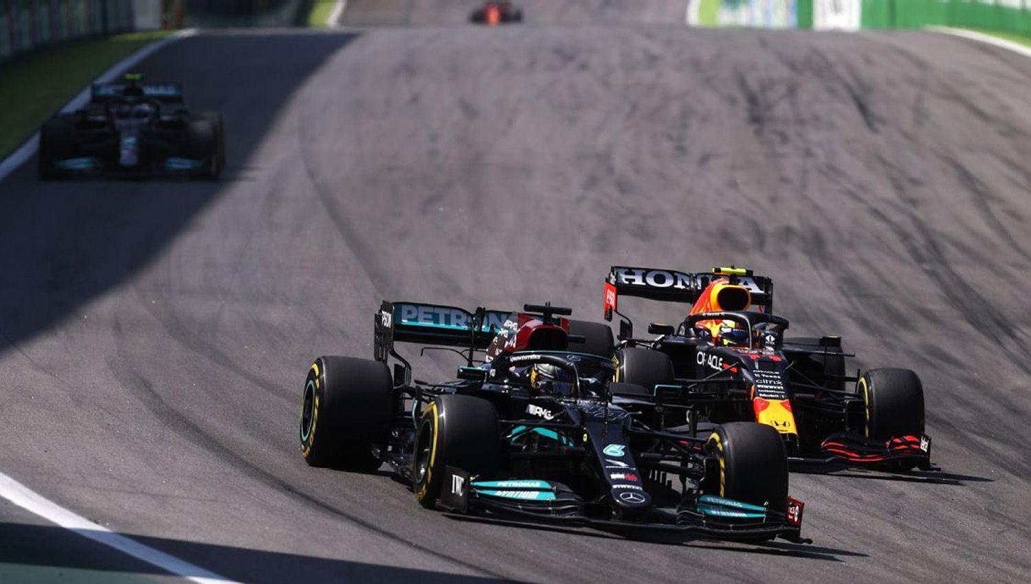 Lewis Hamilton ganoacute el Gran Premio de Brasil y le pone emocioacuten a la definicioacuten de la Foacutermula 1