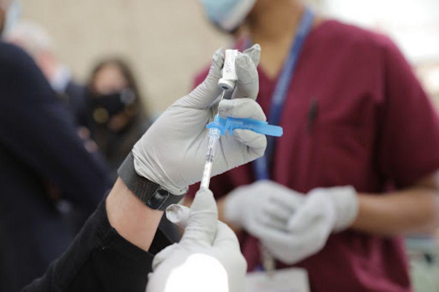 Vacunacioacuten contra el Covid-19- Santiago del Estero superoacute la media nacional