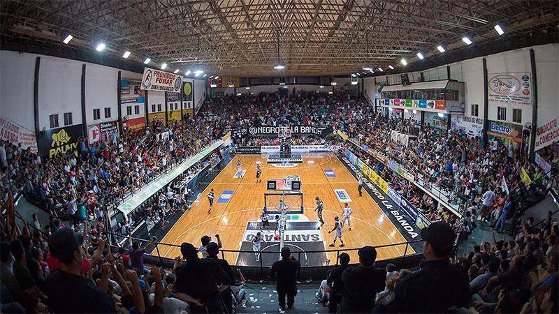 Cien antildeos de historia en el corazoacuten de la ciudad de La Banda