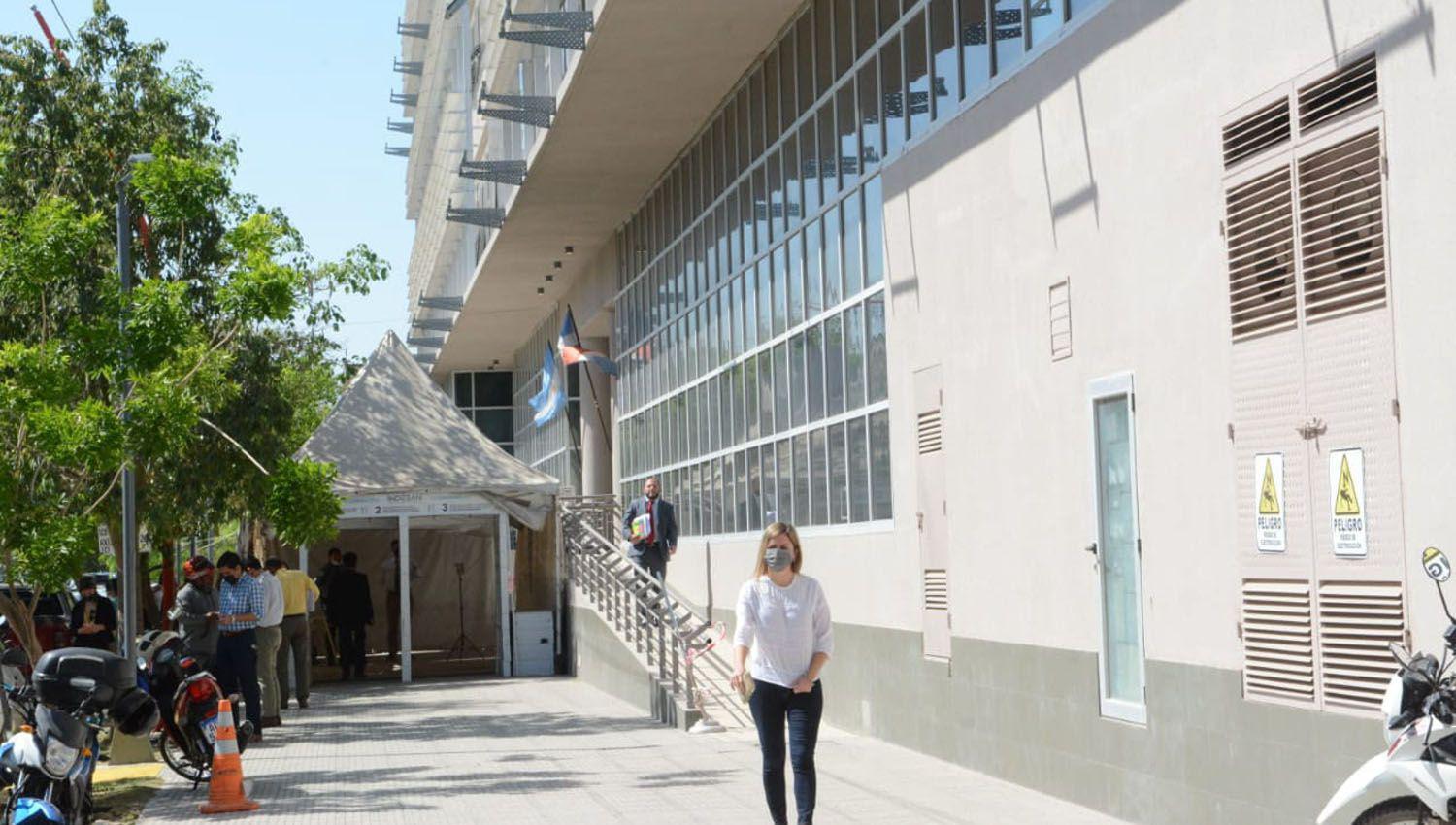 Exigioacute al ex que reconozca como hijo a nintildeo de 10 antildeos y el ADN le dio negativo