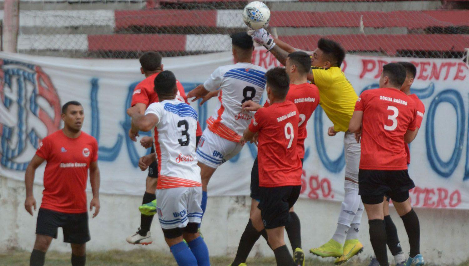 Unión Santiago fue m�s que Social Bañado en Catamarca y en Santiago y se clasificó a los cuartos de final del Torneo Regional