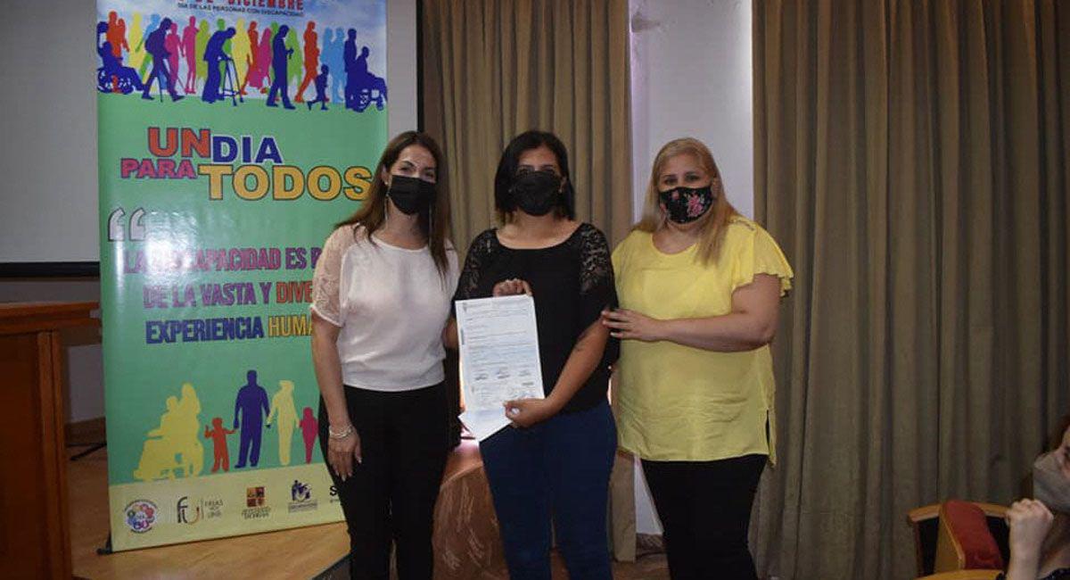 Friacuteas continuacutea con la entrega de Certificados uacutenicos de Discapacidad