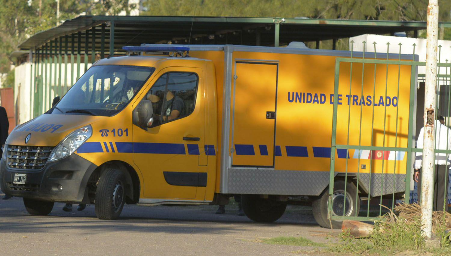 Un hombre asesinoacute a su sobrino de una certera cuchillada