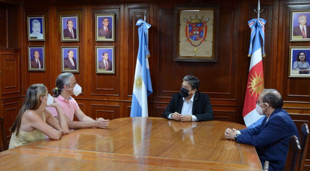 Un experto en medicina reconstructiva en la Unse