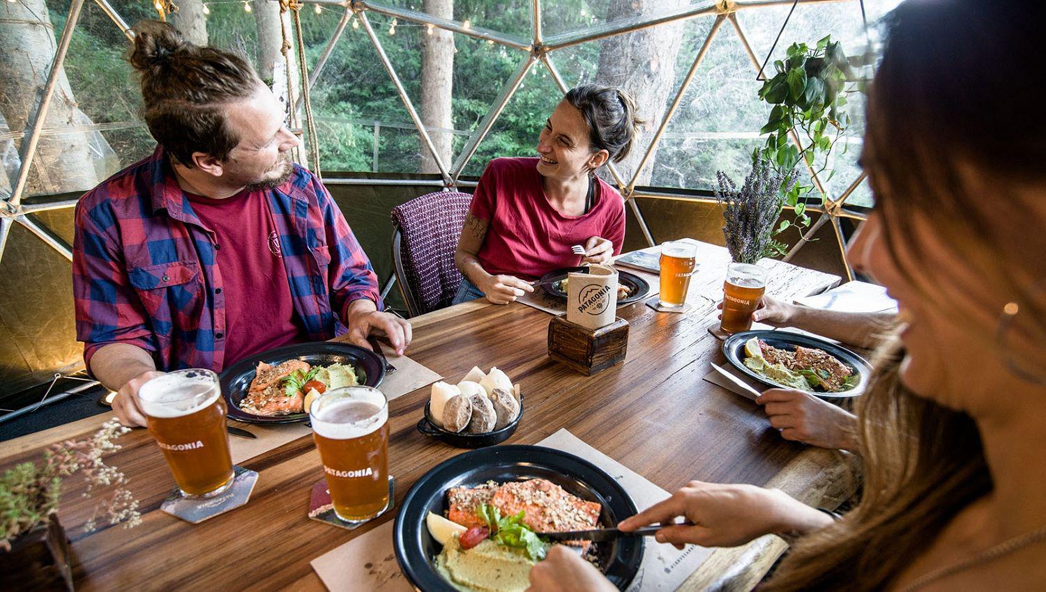 Bariloche- los 5 mejores restaurantes y cerveceriacuteas del verano maacutes cuaacutento cuesta comer ahiacute