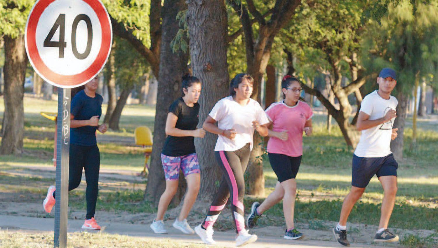 Golpe de calor coacutemo prevenirlo y tratarlo