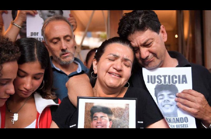 El dolor de la madre de Fernando Baacuteez Sosa- ldquoEs imposible aceptar lo que le ha ocurrido a mi hijordquo