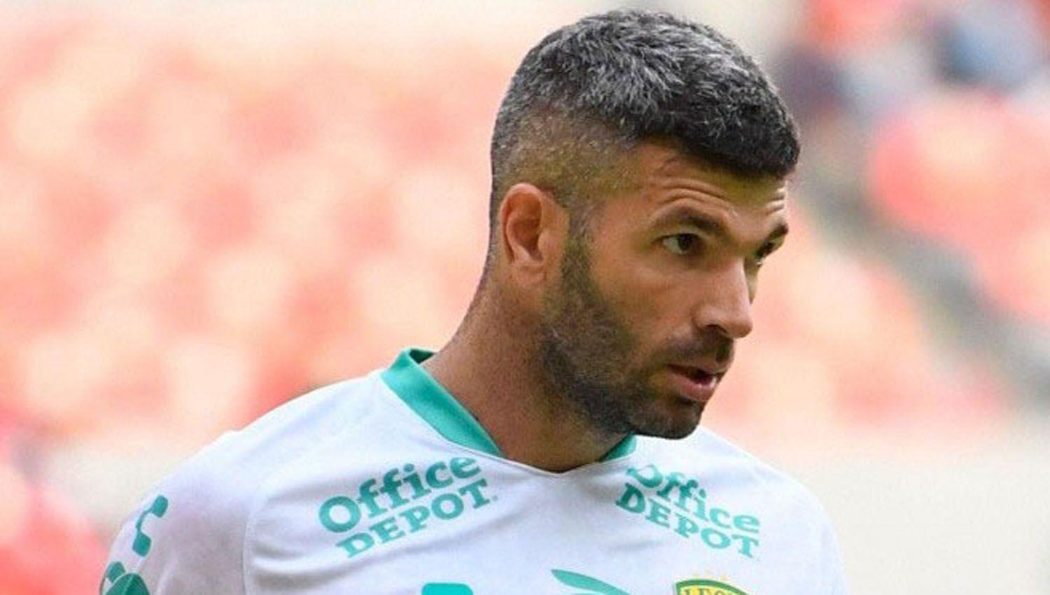 Emmanuel Gigliotti jugaraacute en Nacional de Montevideo