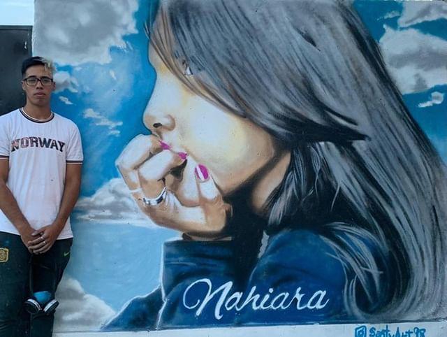 Un artista santiaguentildeo inmortalizoacute a Nahiara Gorosito en un mural