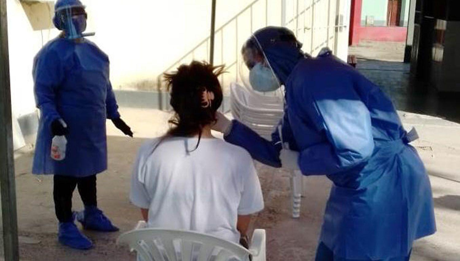 Este martes 18 Santiago del Estero registroacute cinco muertes y 799 nuevos casos de Covid