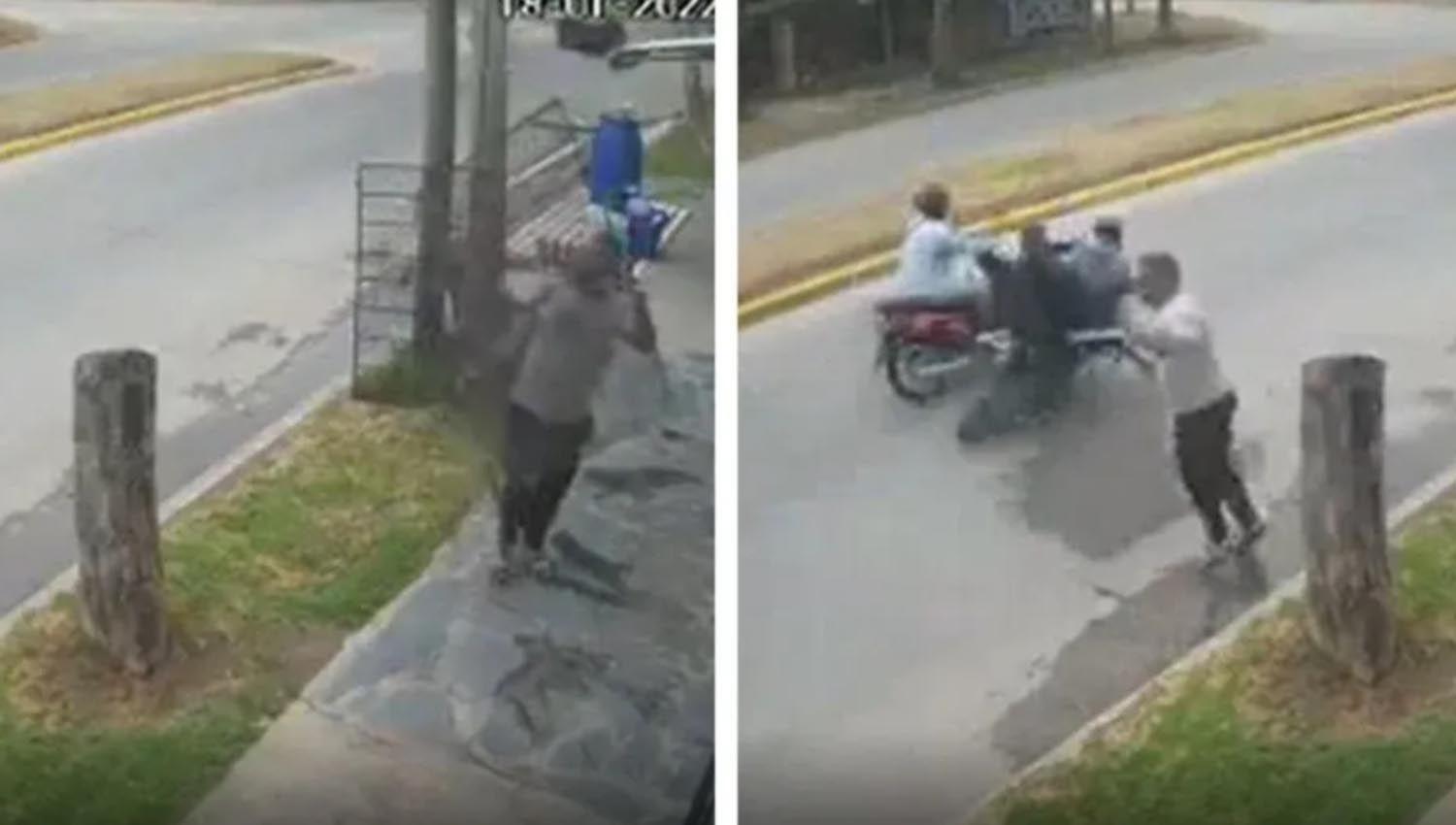 Derriboacute a motochorros arrojaacutendoles una reja en San Vicente