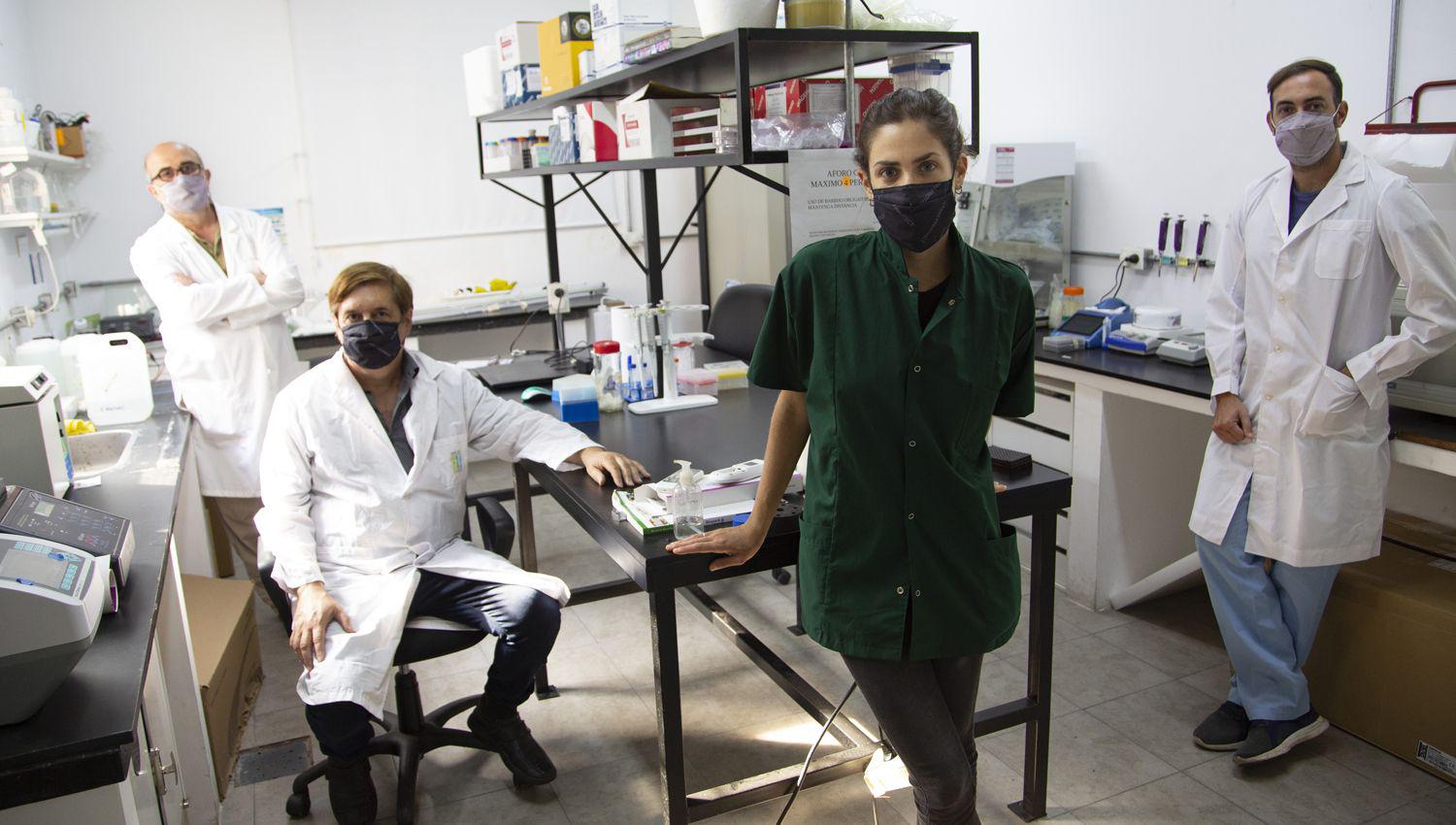 Olinda Briski Martin Federico Allegroni Daniel Salamone y Rafaél Fernndez integran junto a Laura Ratner el equipo del Laboratorio de Biotecnología