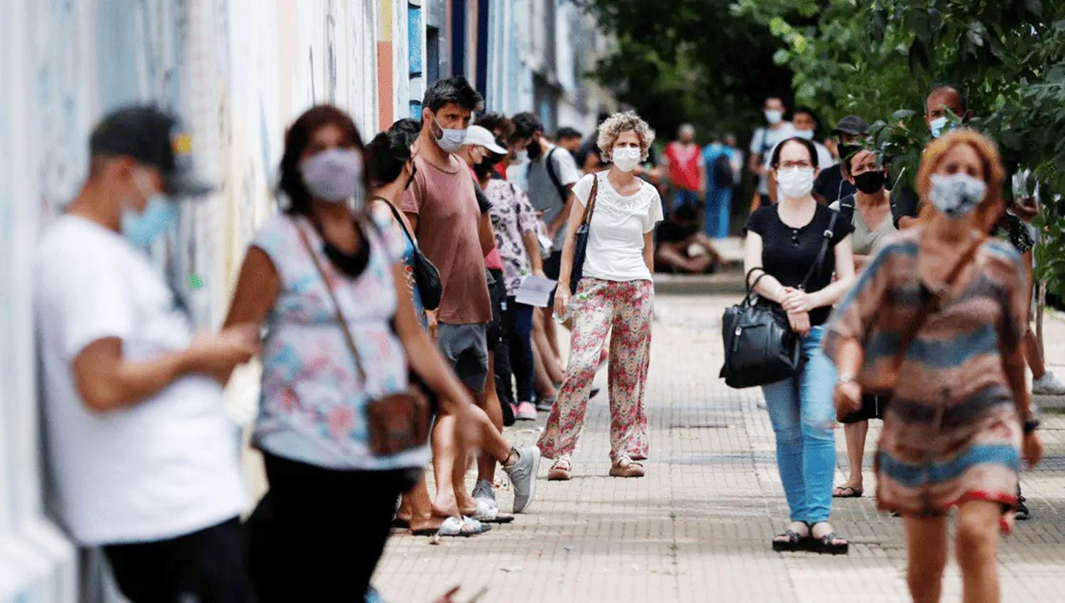 Reportan 65 muertos y 69884 nuevos contagios de coronavirus en la Argentina