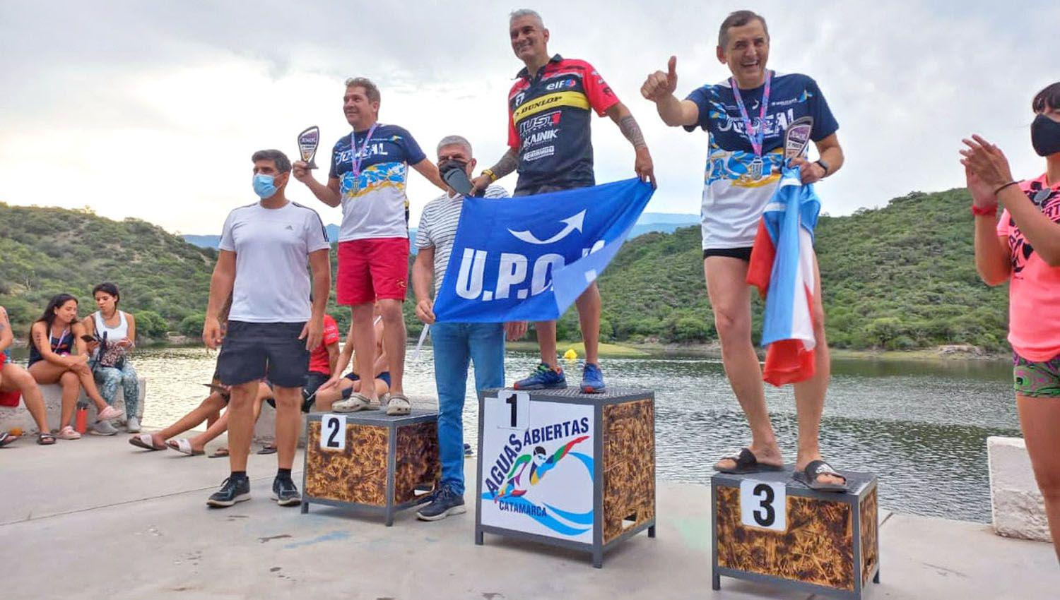 Luis Billaud en lo ms alto del podio al vencer en la categorÍa Mster F el fin de semana en Catamarca