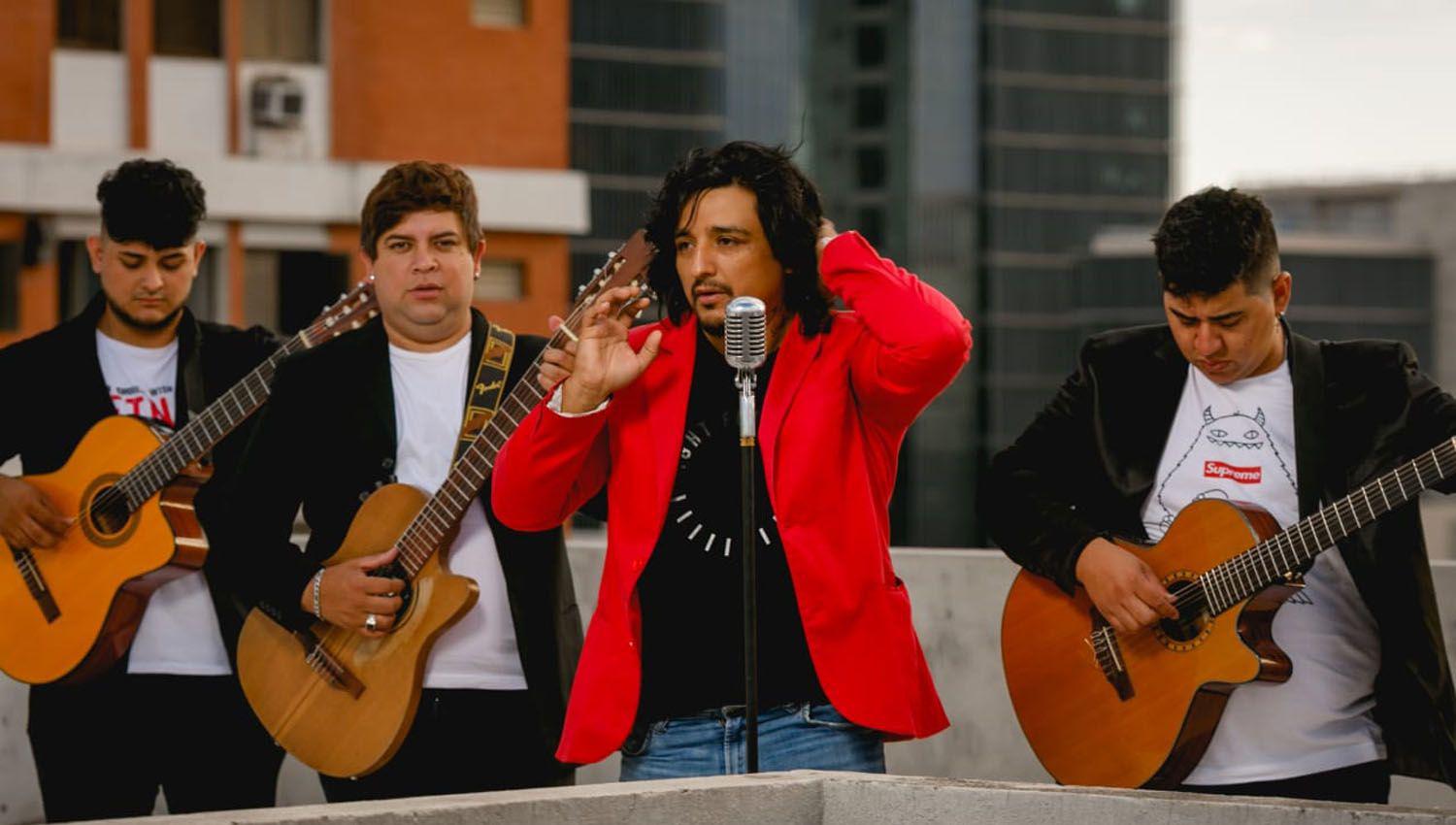 Ramoacuten Lacube llevaraacute su muacutesica y estilo por varios escenarios de la Argentina