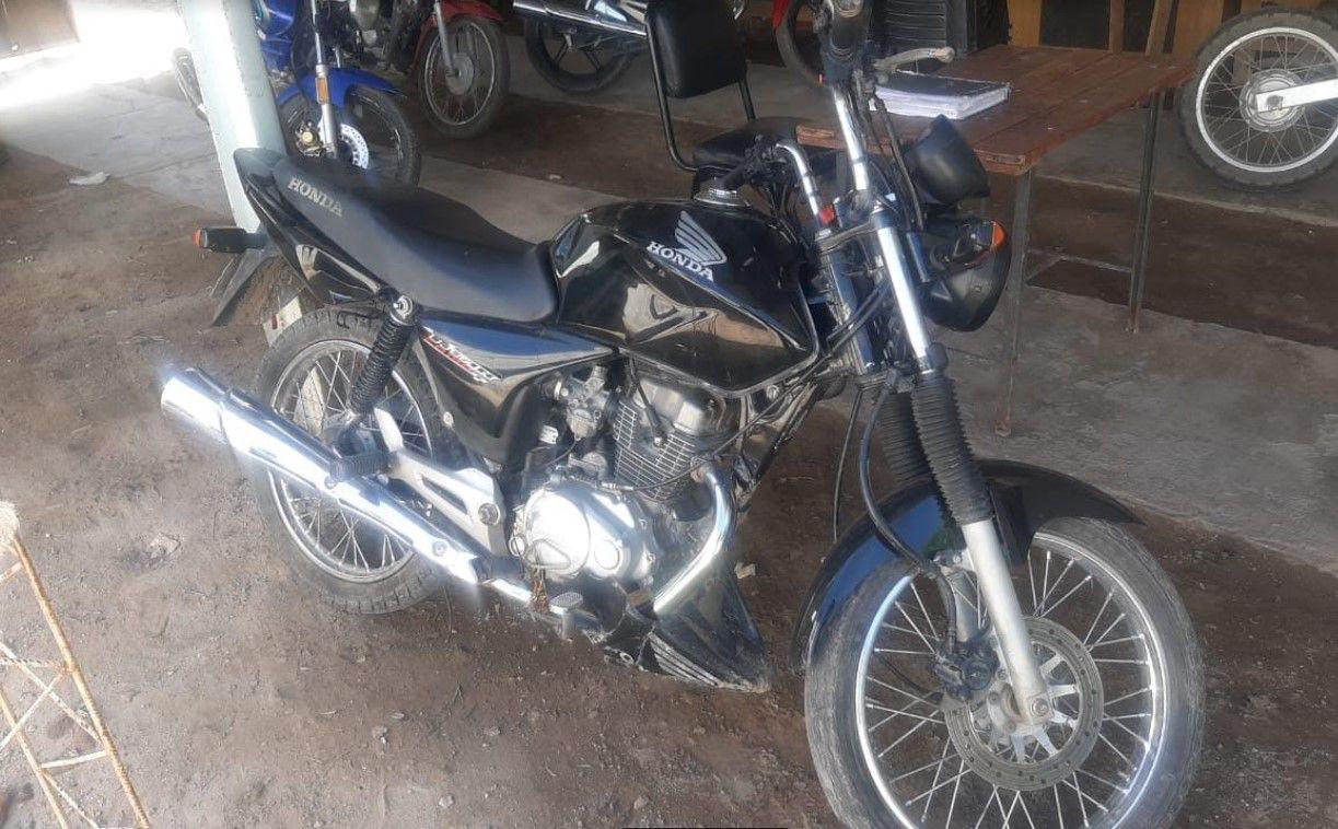 Recuperan dos motos que fueron robadas por tres menores de edad