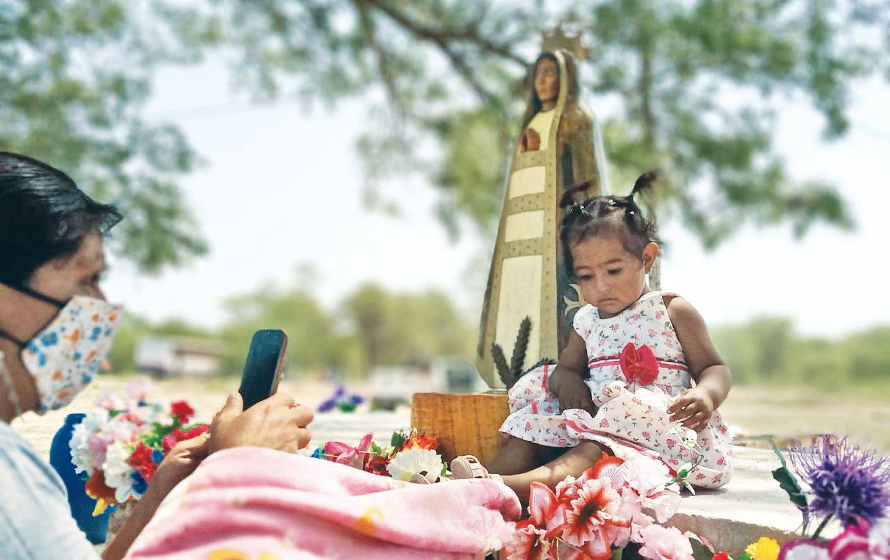 Mons Joseacute Luis Corral- Que nos renueve en el coraje para no bajar los brazos ni rendirnos